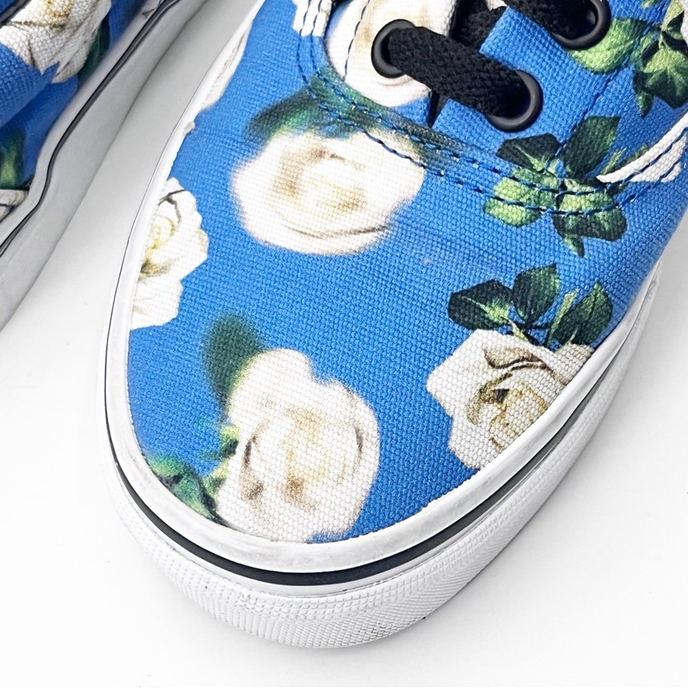 VANS ERA Blue White Rose Romantic Floral Lace Up Low Tow Shoes Women’s Size 7 - Picture 12 of 14